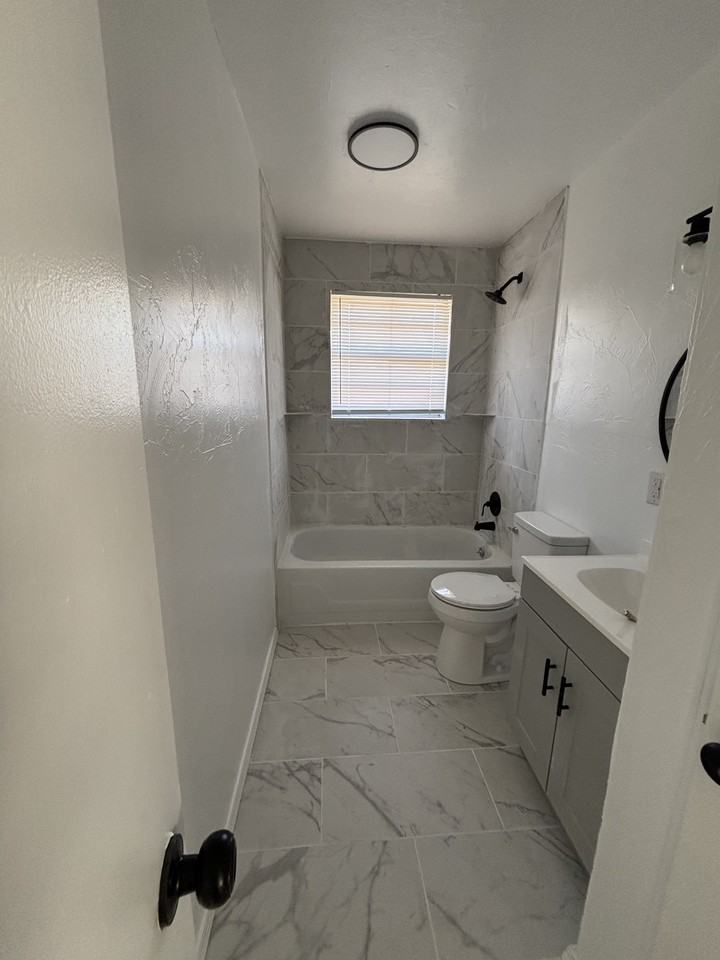 104 Gatewood Drive #1 - Photo 6 of 18