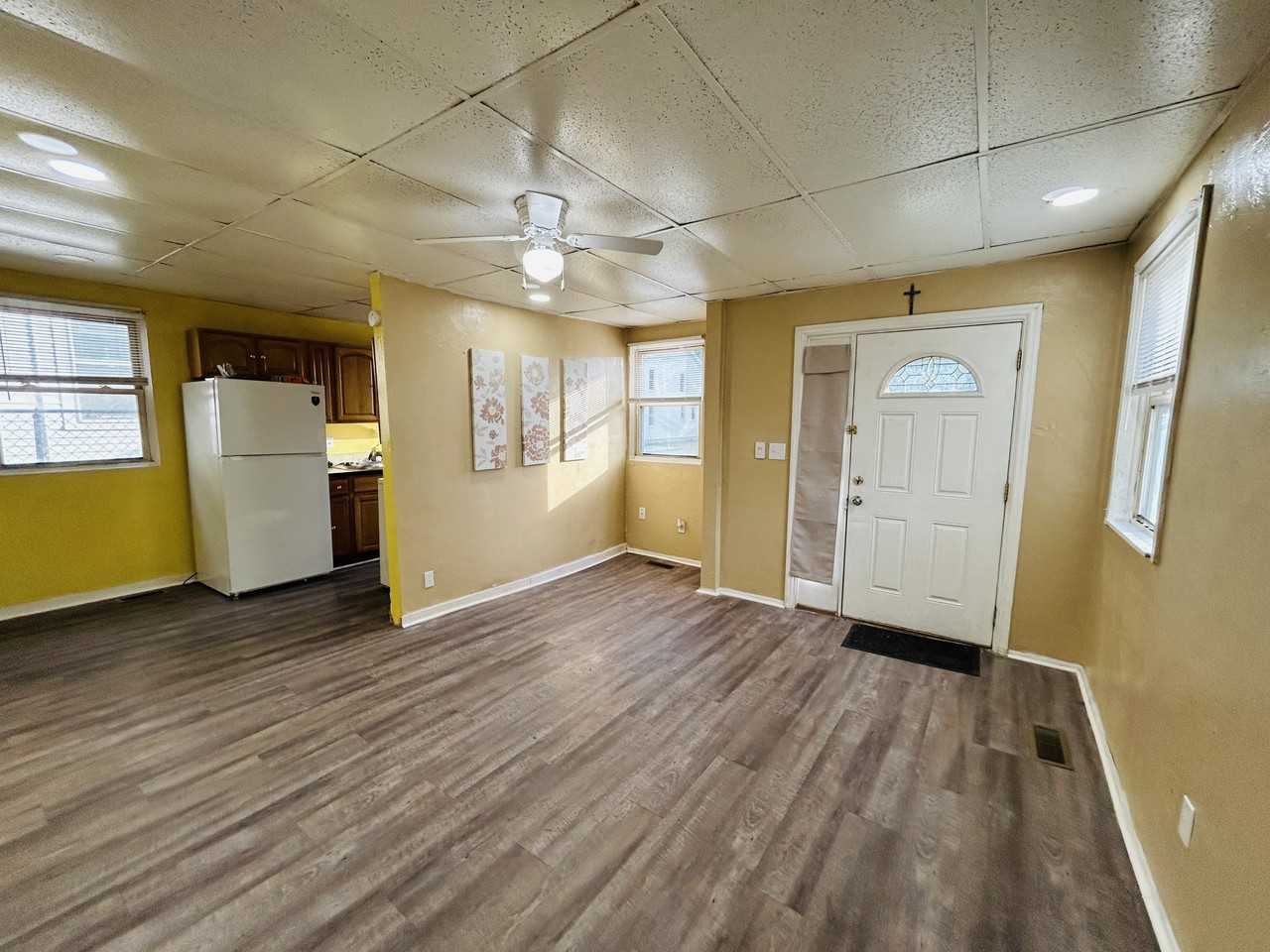 242 West 28th Street #1 - Photo 2 of 25