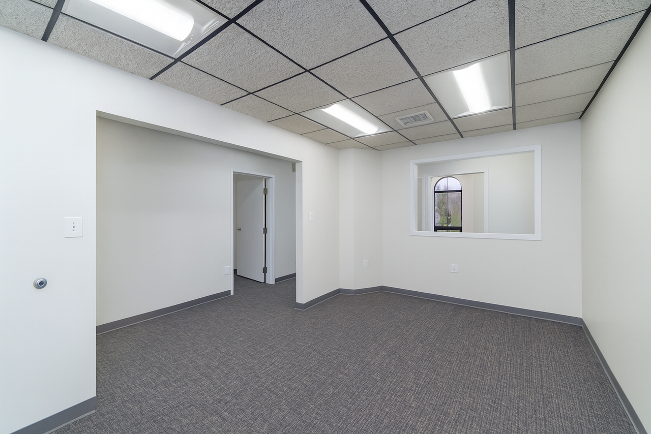 617 Stemmers Run Rd #J - Photo 7 of 31