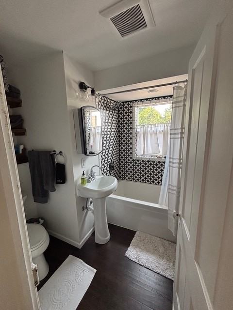 122 West Milwaukee Street #1 - Photo 6 of 23