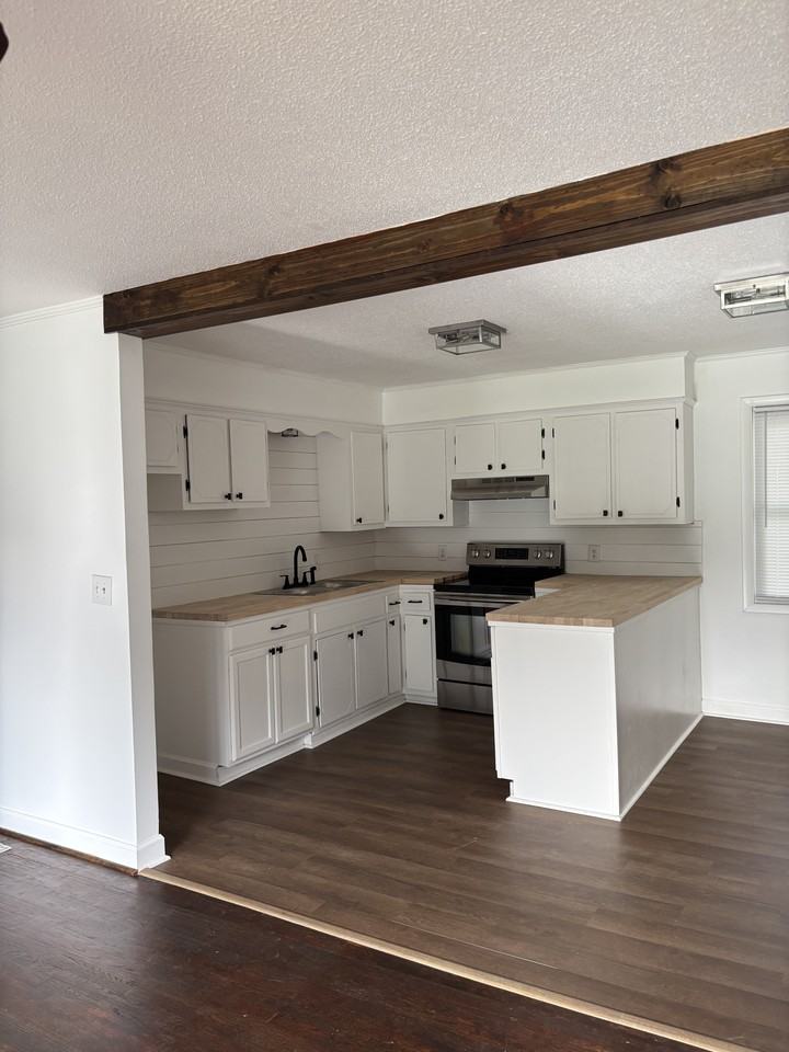 307 North 12th Avenue #1 - Photo 2 of 10