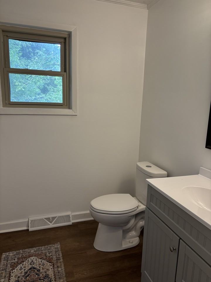 307 N 12th Ave #1 - Photo 7 of 10