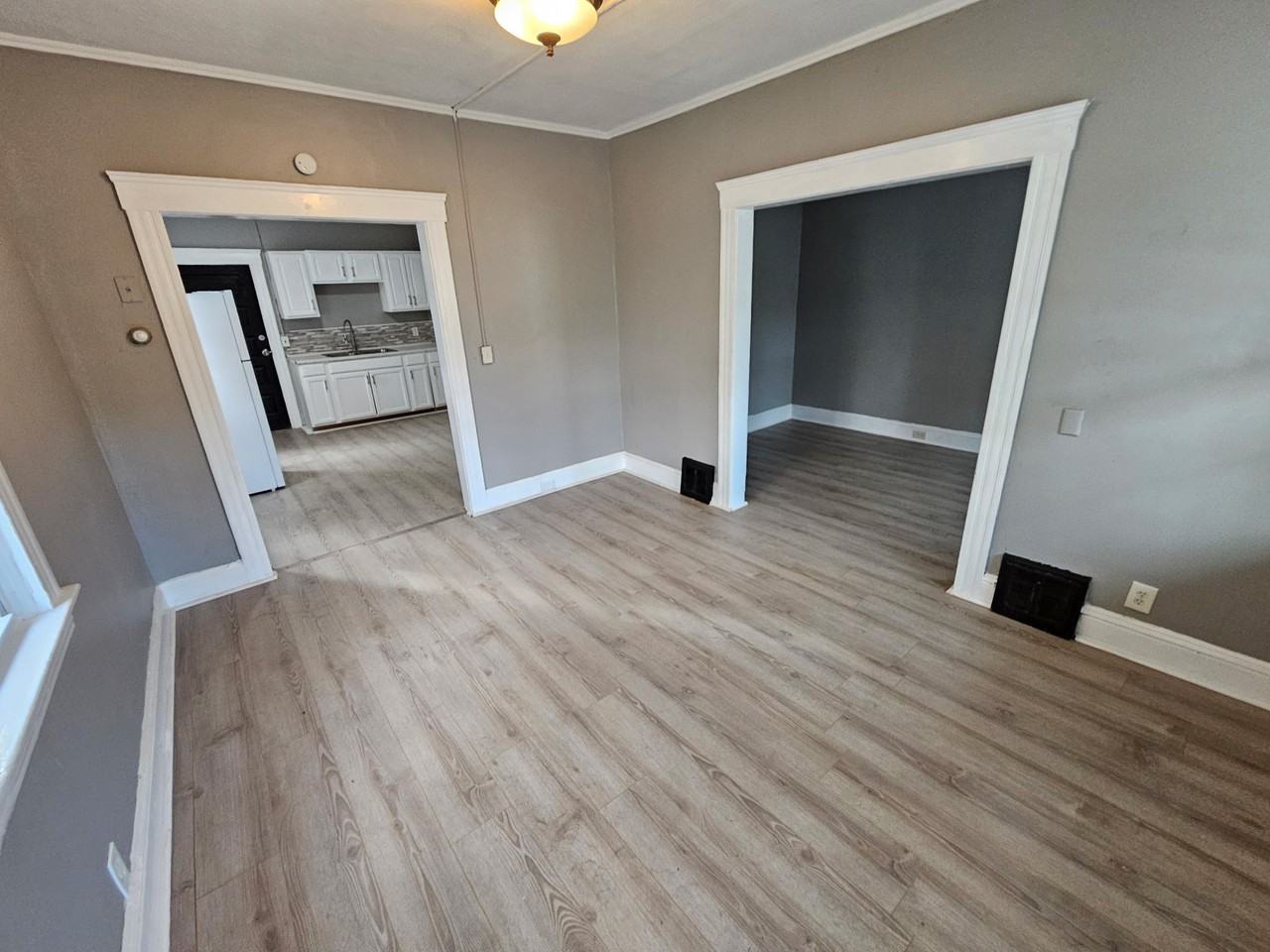 1148 Norwood Rd - Photo 2 of 19