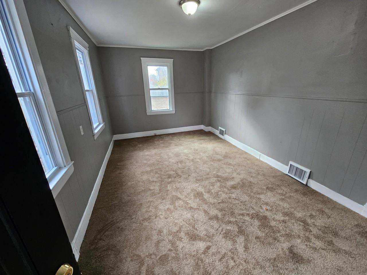 1148 Norwood Rd - Photo 7 of 19