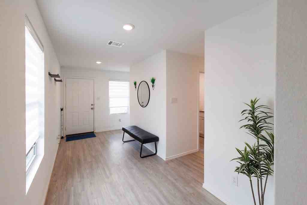 10502 Torroja Way #1 - Photo 4 of 36