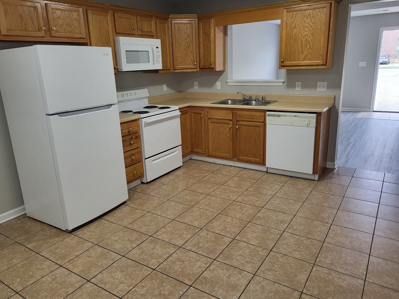 1019 Brooklyn Boulevard #34 - Photo 3 of 7