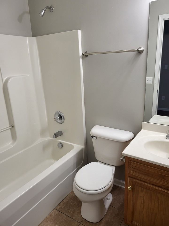 1019 Brooklyn Boulevard #34 - Photo 6 of 7