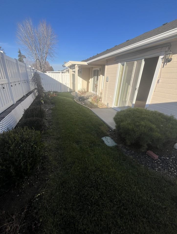 2645 N Englewood Way #2645 - Photo 2 of 15