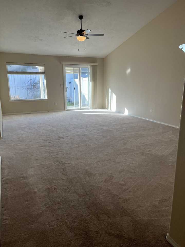 2645 N Englewood Way #2645 - Photo 3 of 15