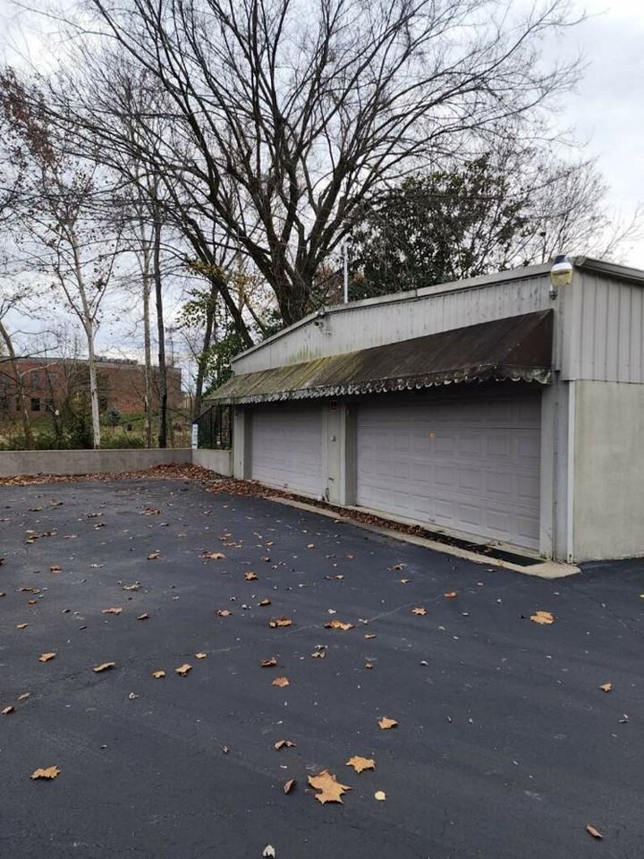 311 West 9th Street #1 - Photo 2 of 14