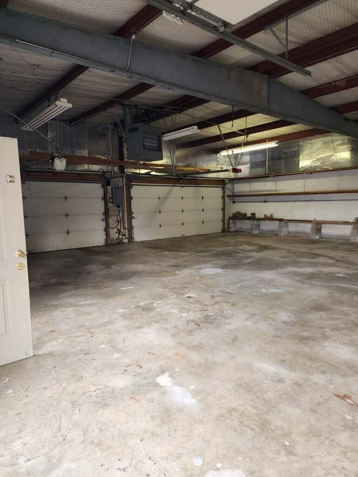 311 West 9th Street #1 - Photo 3 of 14