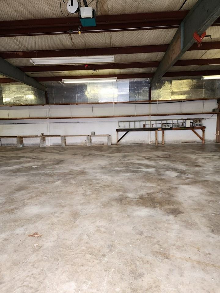 311 West 9th Street #1 - Photo 6 of 14