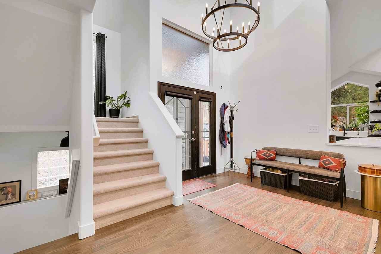 28384 Kinnikinnick Rd #1 - Photo 2 of 50