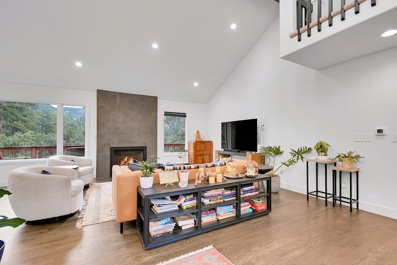 28384 Kinnikinnick Rd #1 - Photo 7 of 50