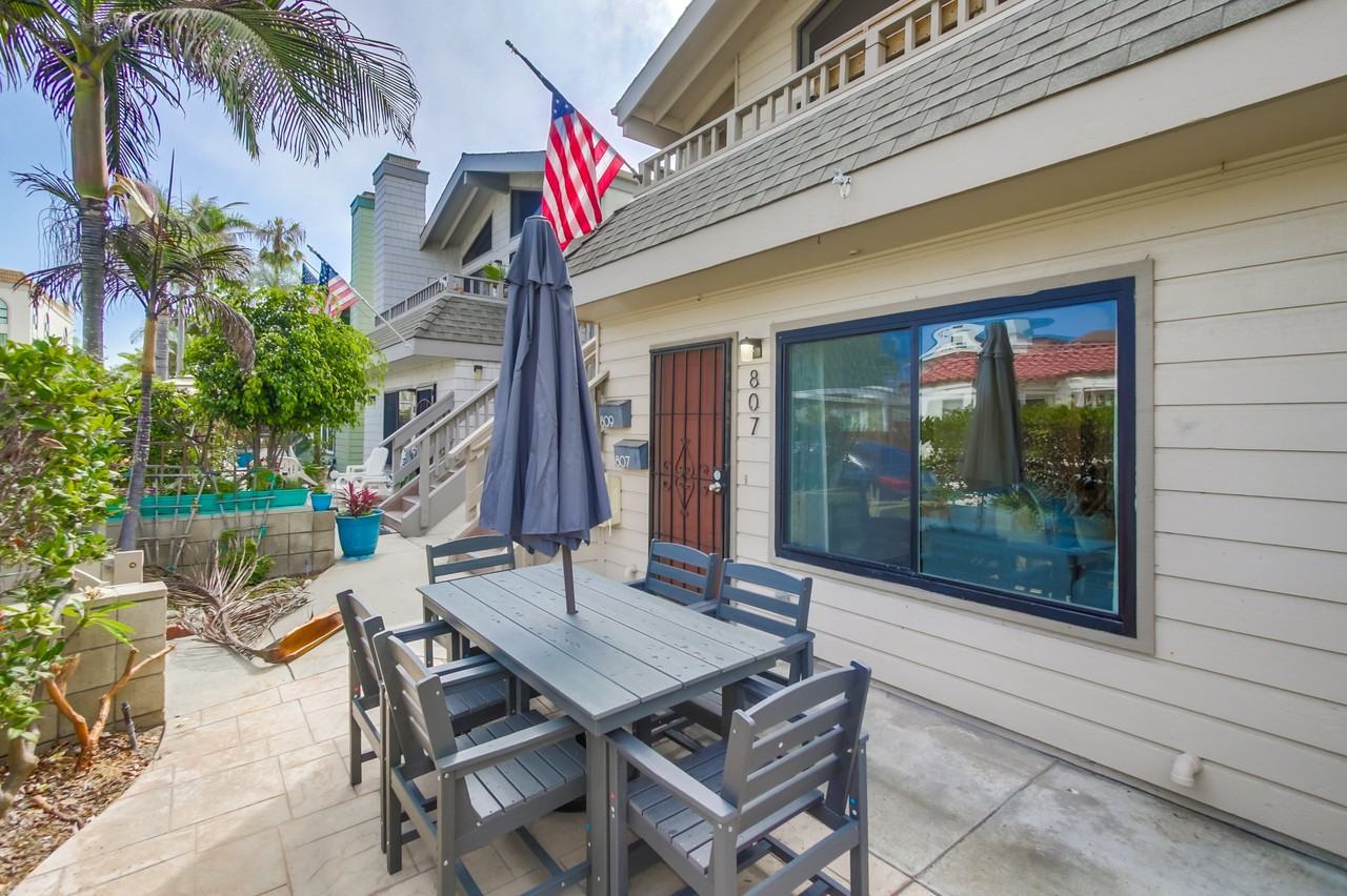 807 Capistrano Pl #1 - Photo 6 of 50