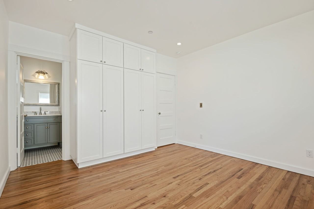 135 North Alisos Street #1 - Photo 6 of 10