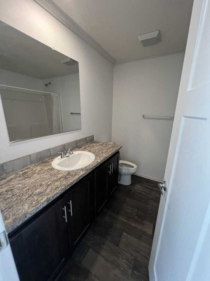 518 Colorado Ave #1 - Photo 5 of 15