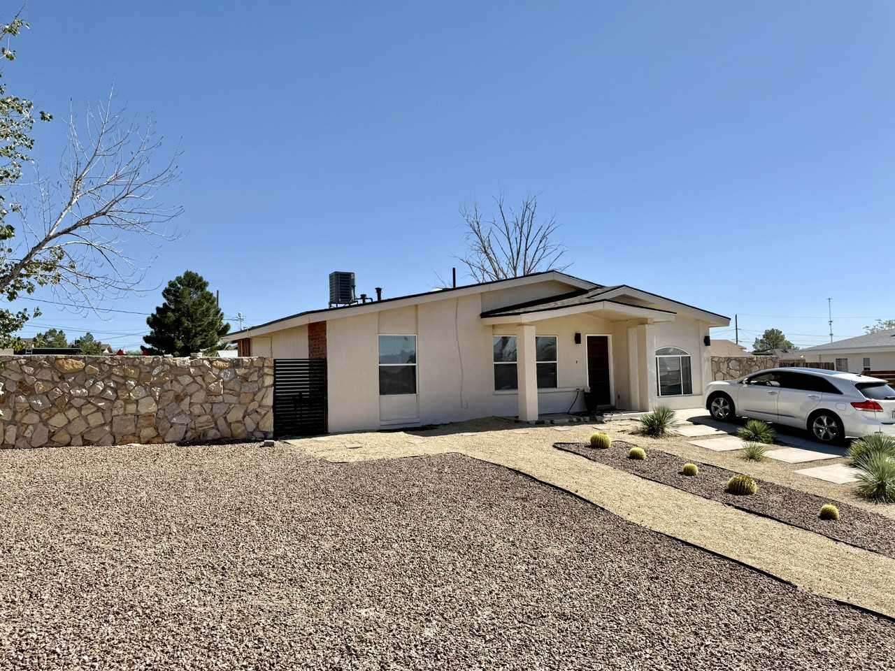 1217 Iguana Place #1 - Photo 3 of 31