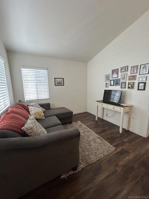 746 746 Eastshore Terrace - 108Unit 108 #108 - Photo 2 of 7