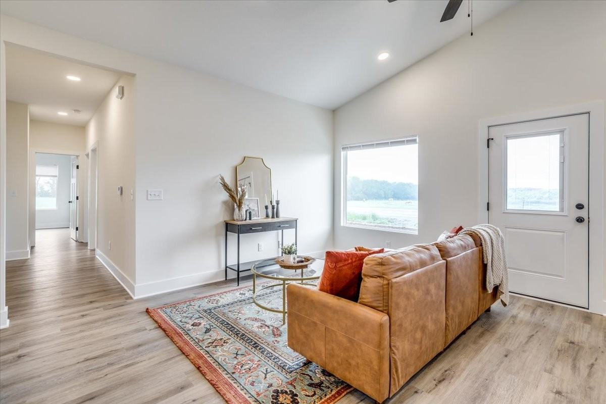 519 Briarbrook Ln #1 - Photo 4 of 9