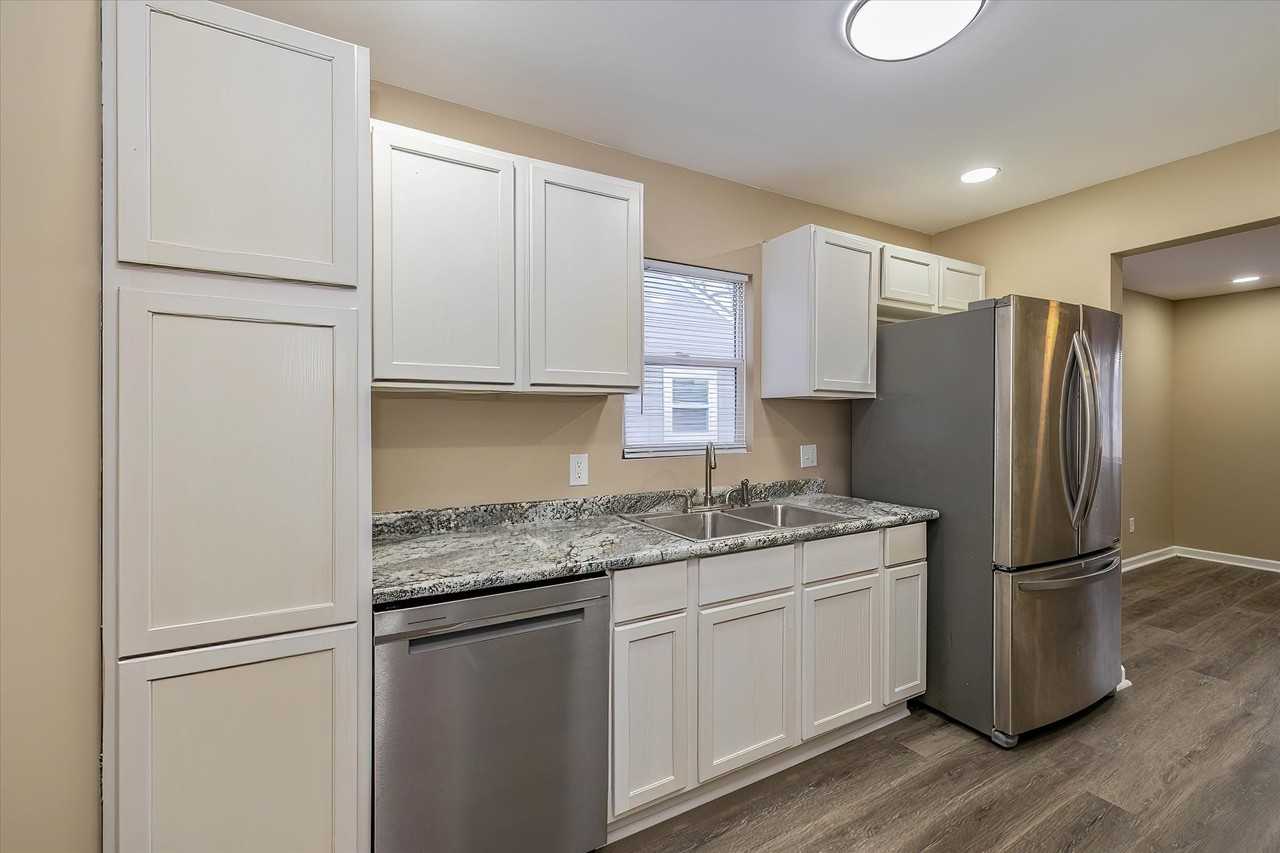 1609 North Outer Drive #1 - Photo 4 of 18