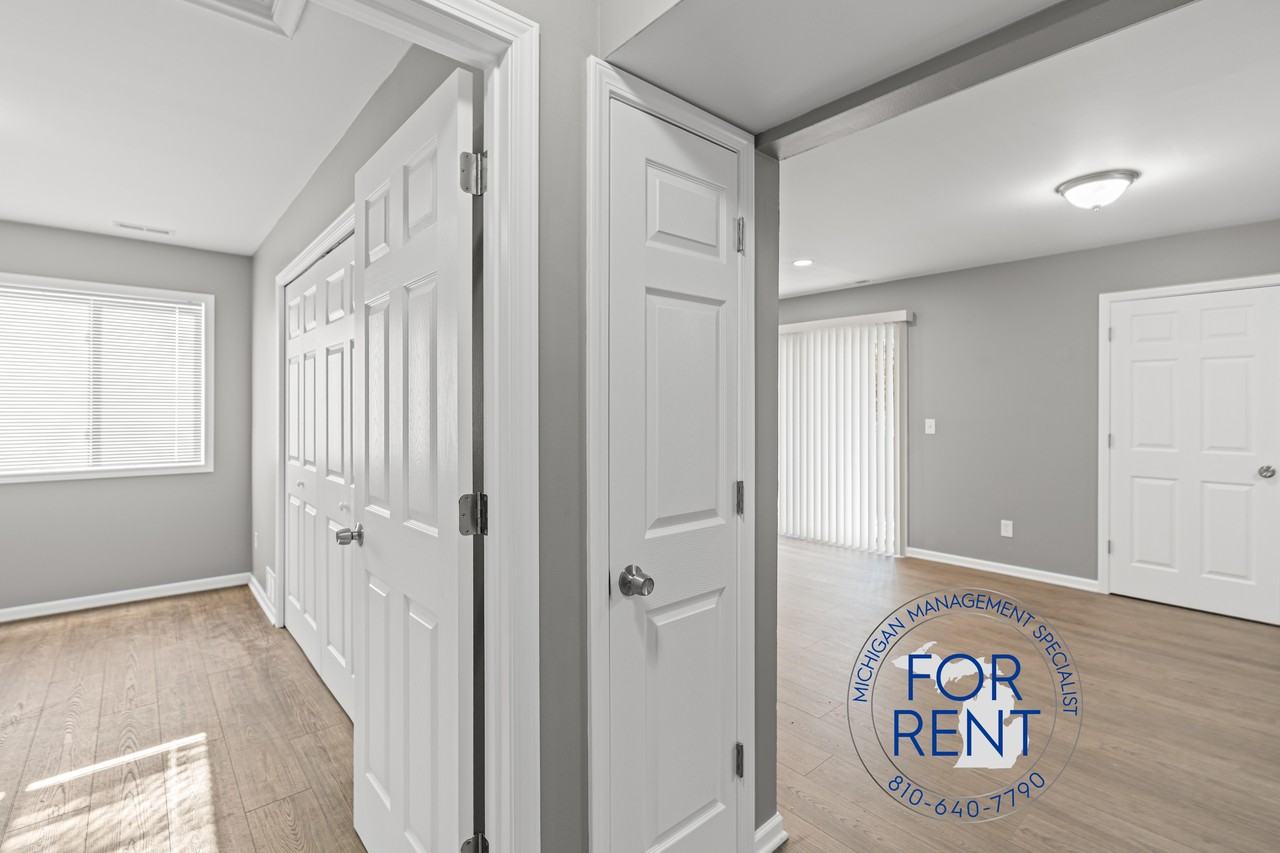 816 Asylum St 816 - 6 #6 - Photo 3 of 36