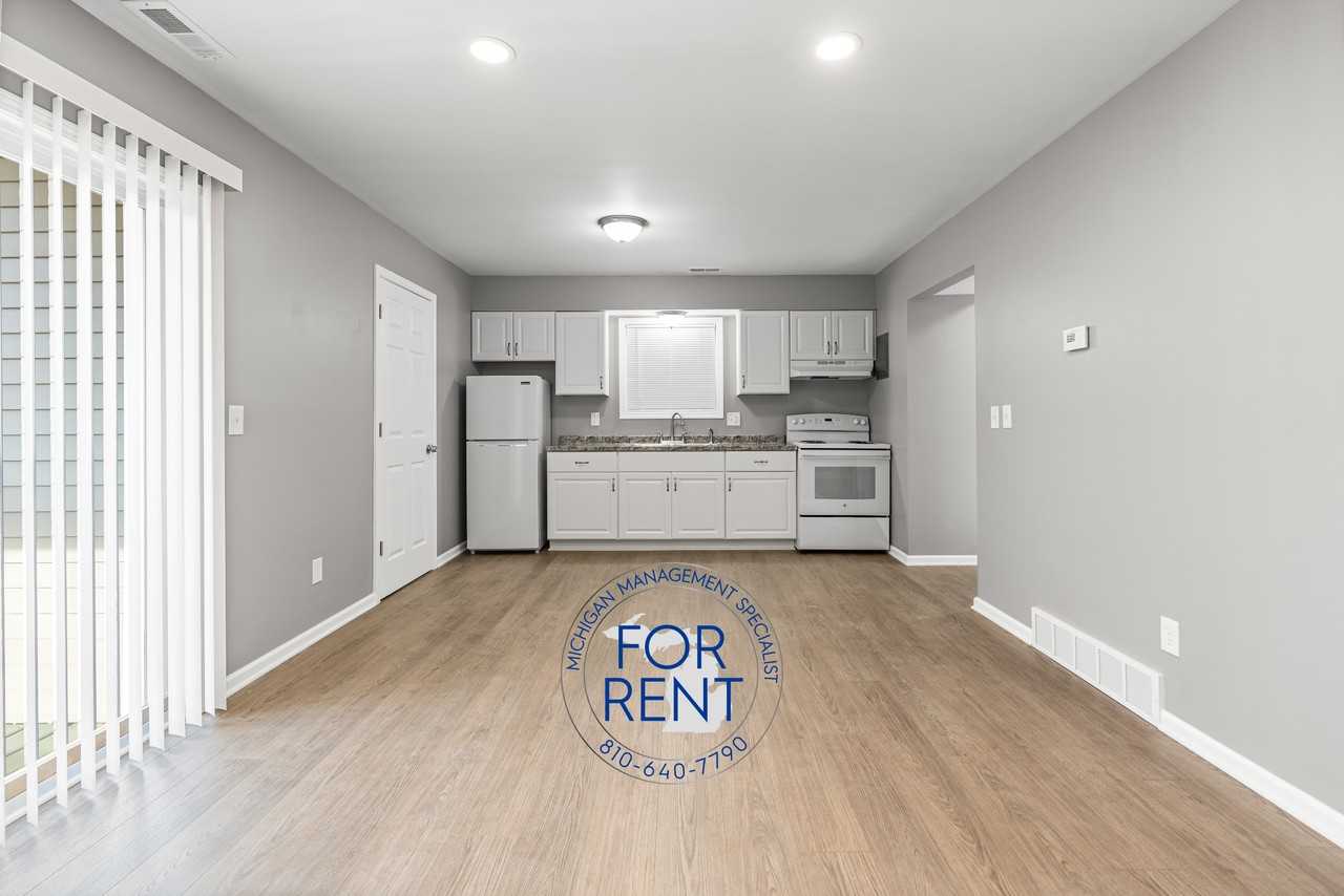 816 Asylum St 816 - 6 #6 - Photo 7 of 36