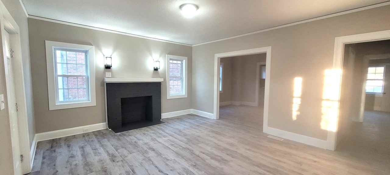 514 N Hamilton St #1 - Photo 3 of 22