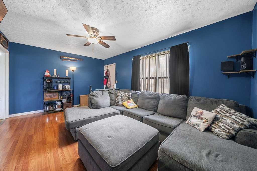 1405 Barberry Pl #1 - Photo 3 of 20