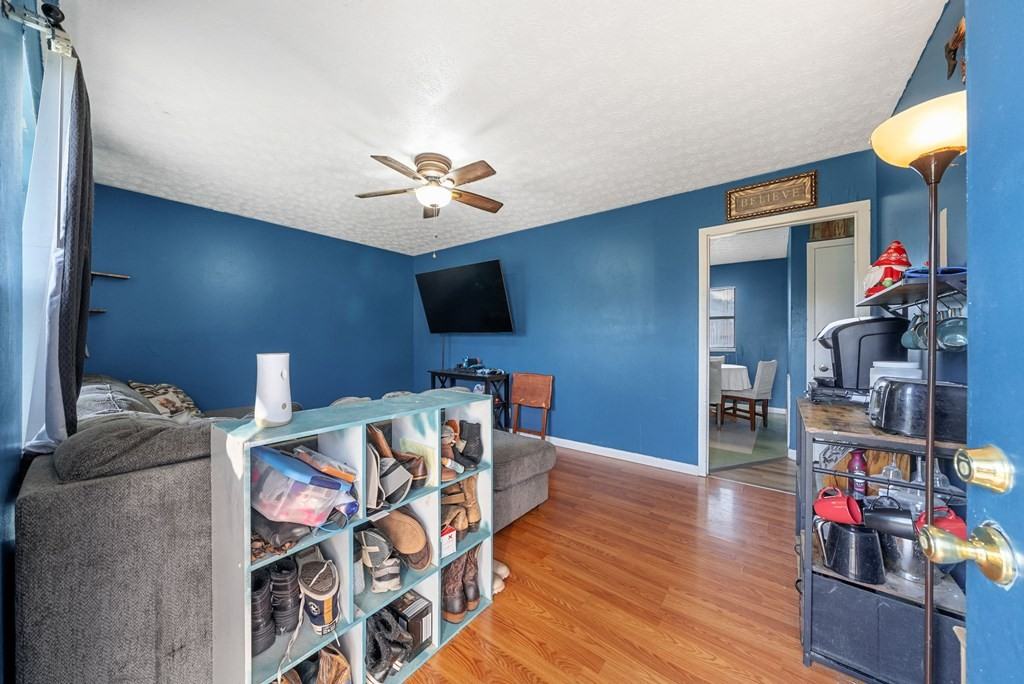 1405 Barberry Pl #1 - Photo 4 of 20