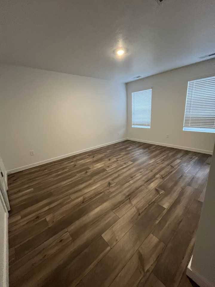 Avalena Avenue #304 - Photo 7 of 16