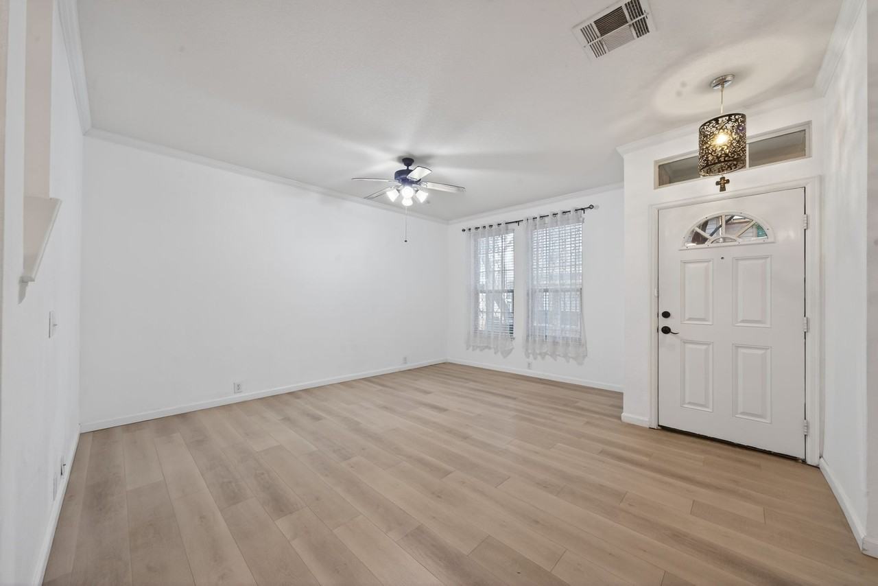 2642 Grayson Way #1 - Photo 4 of 28