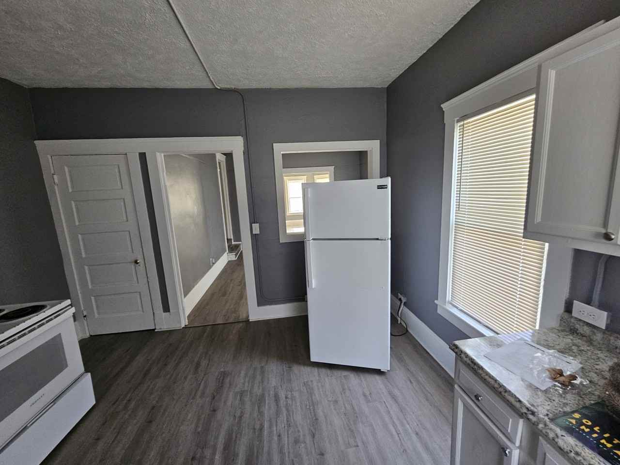 2810 Woodbridge Avenue - Photo 2 of 19