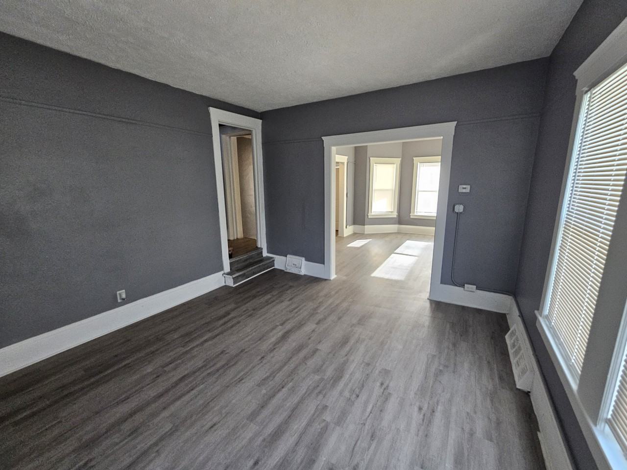 2810 Woodbridge Avenue - Photo 5 of 19