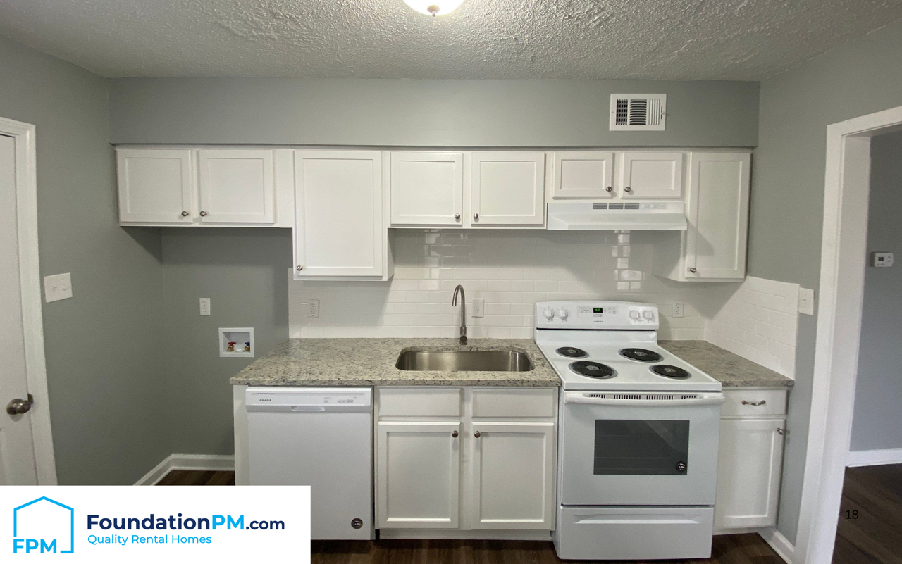 3366 Eastport Cove #1 - Photo 3 of 17