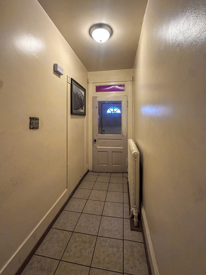 19 Locust St #1 - Photo 2 of 22