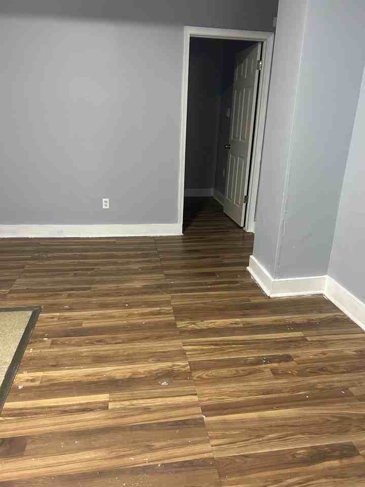 831 831 Kirkwood StreetApt B #B - Photo 4 of 7