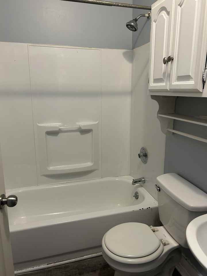 831 831 Kirkwood StreetApt B #B - Photo 6 of 7