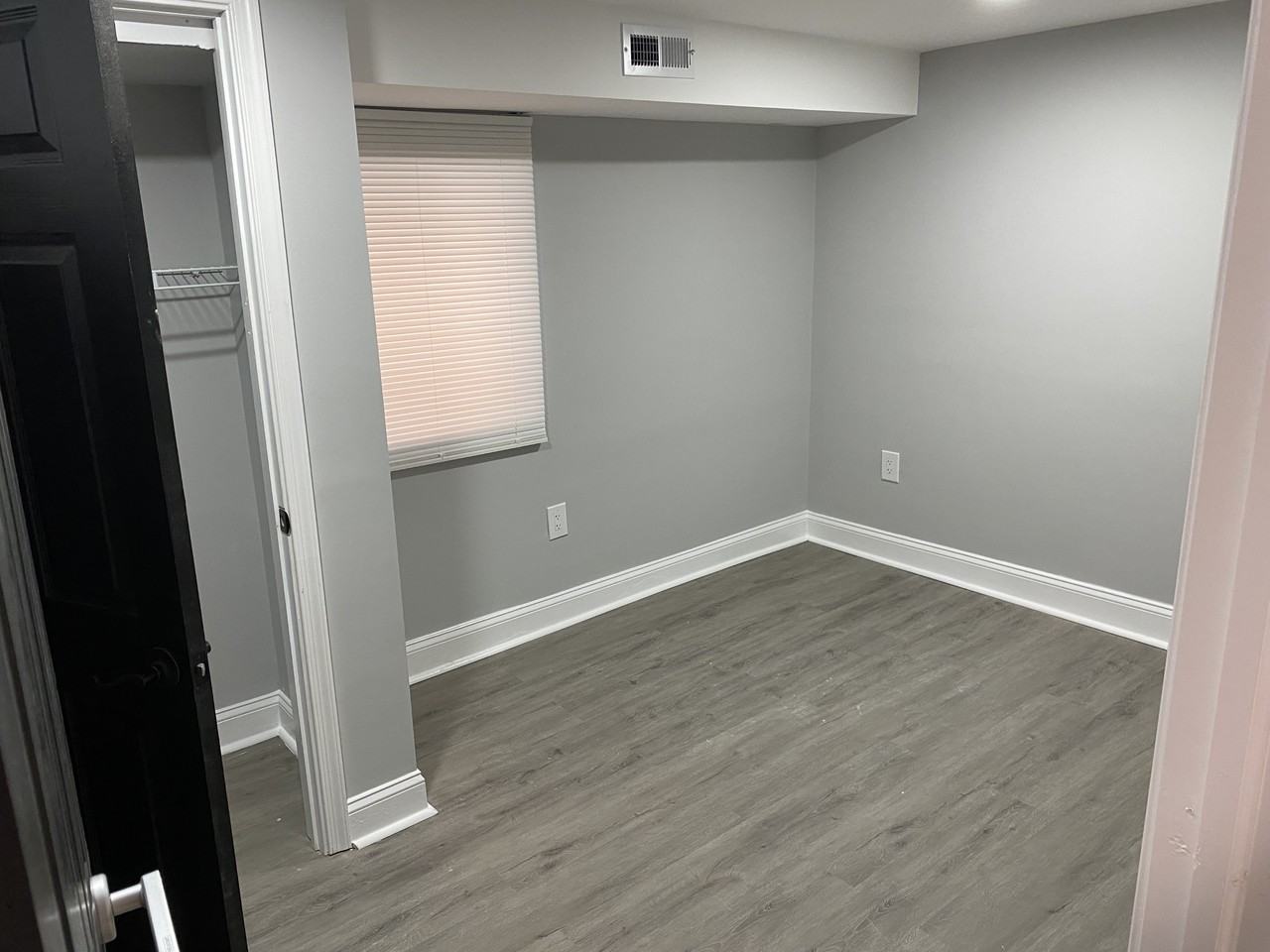 5114 Belair Road - 1A W/ Bath #1AWBATH - Photo 5 of 7