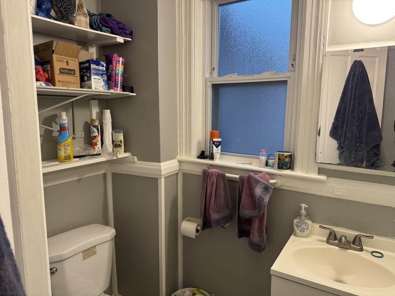 162 Transit Street #162-2R - Photo 3 of 9