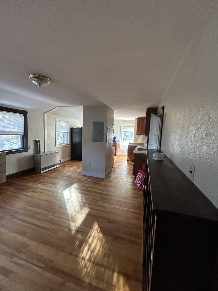 24 Boody St #3 - Photo 3 of 9