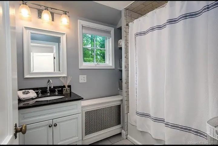 437 Hulls Farm Road - Photo 5 of 14