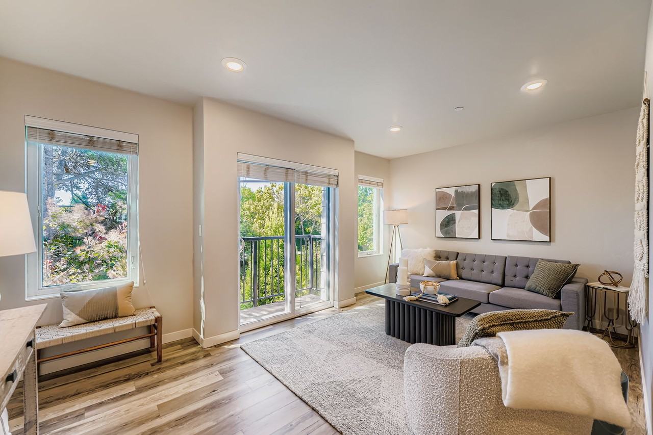 1807 Sw 96th Ln #1807 - Photo 2 of 27