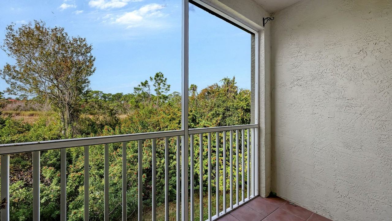 4990 Baraldi Cir #208 - Photo 4 of 18