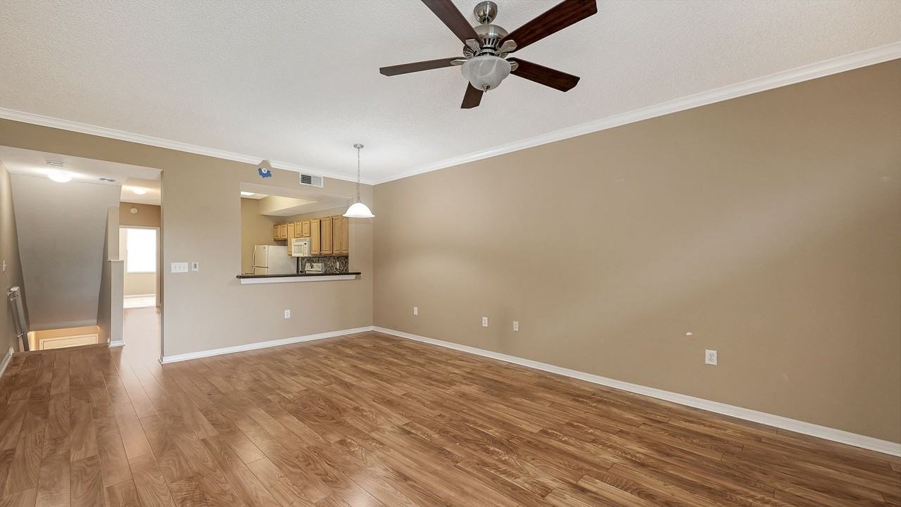 4990 Baraldi Cir #208 - Photo 5 of 18