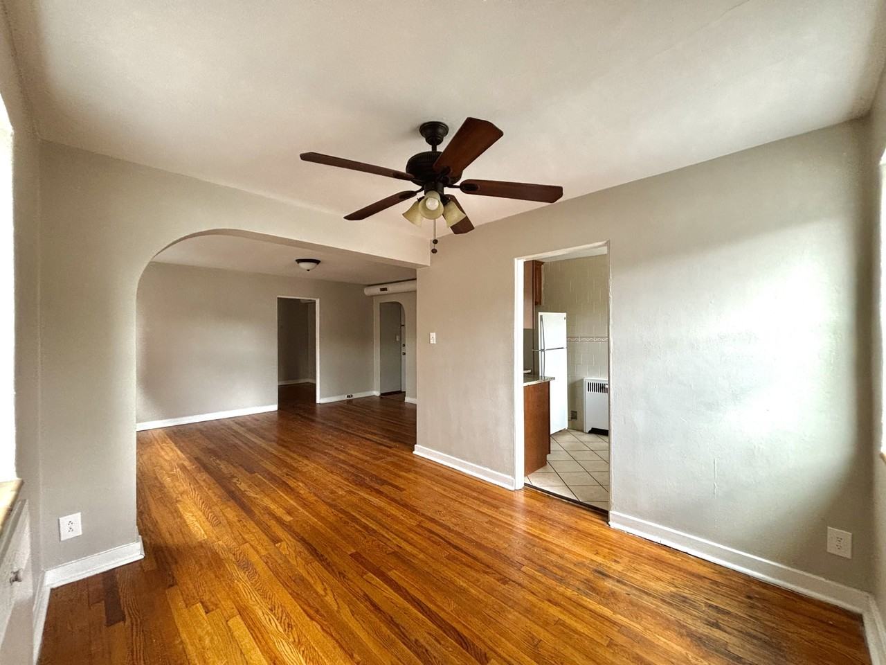 183 183 MORRISON DRIVEAPT 7 #7 - Photo 3 of 8