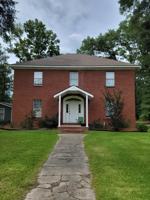 featured image of 1621 West 7th Street #2