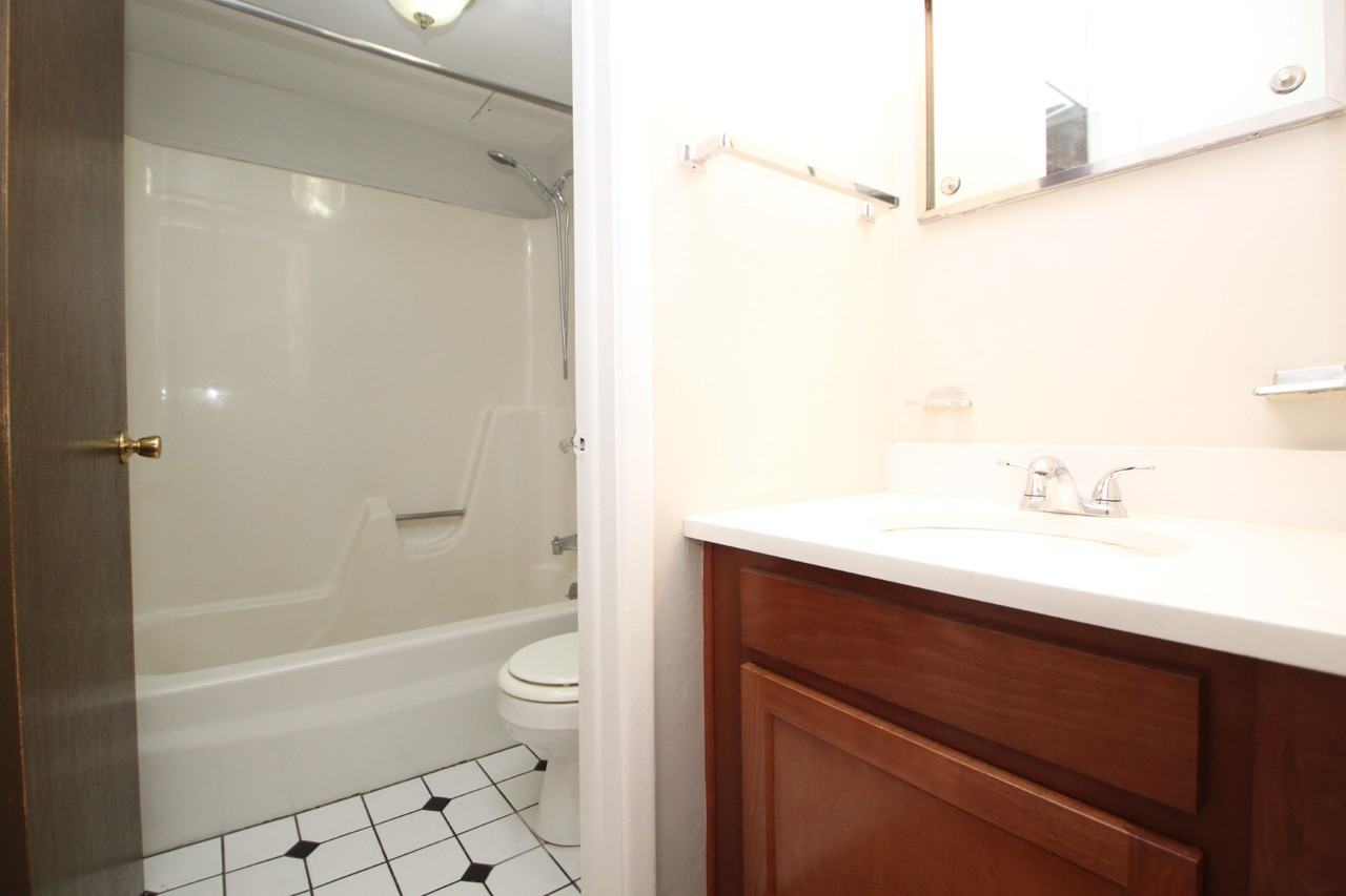 810C Mcknight Cir #C810 - Photo 6 of 13