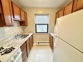 2976 2976 VOELKEL AVENUEAPT 17 #17 - Photo 1 of 1