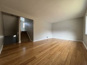 2807 2807 LINCOLN WAYAPT 8 #8 - Photo 1 of 1